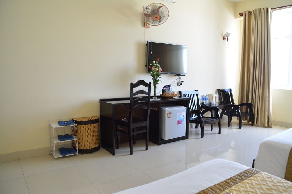 Queen Da Nang Hotel Экстерьер фото